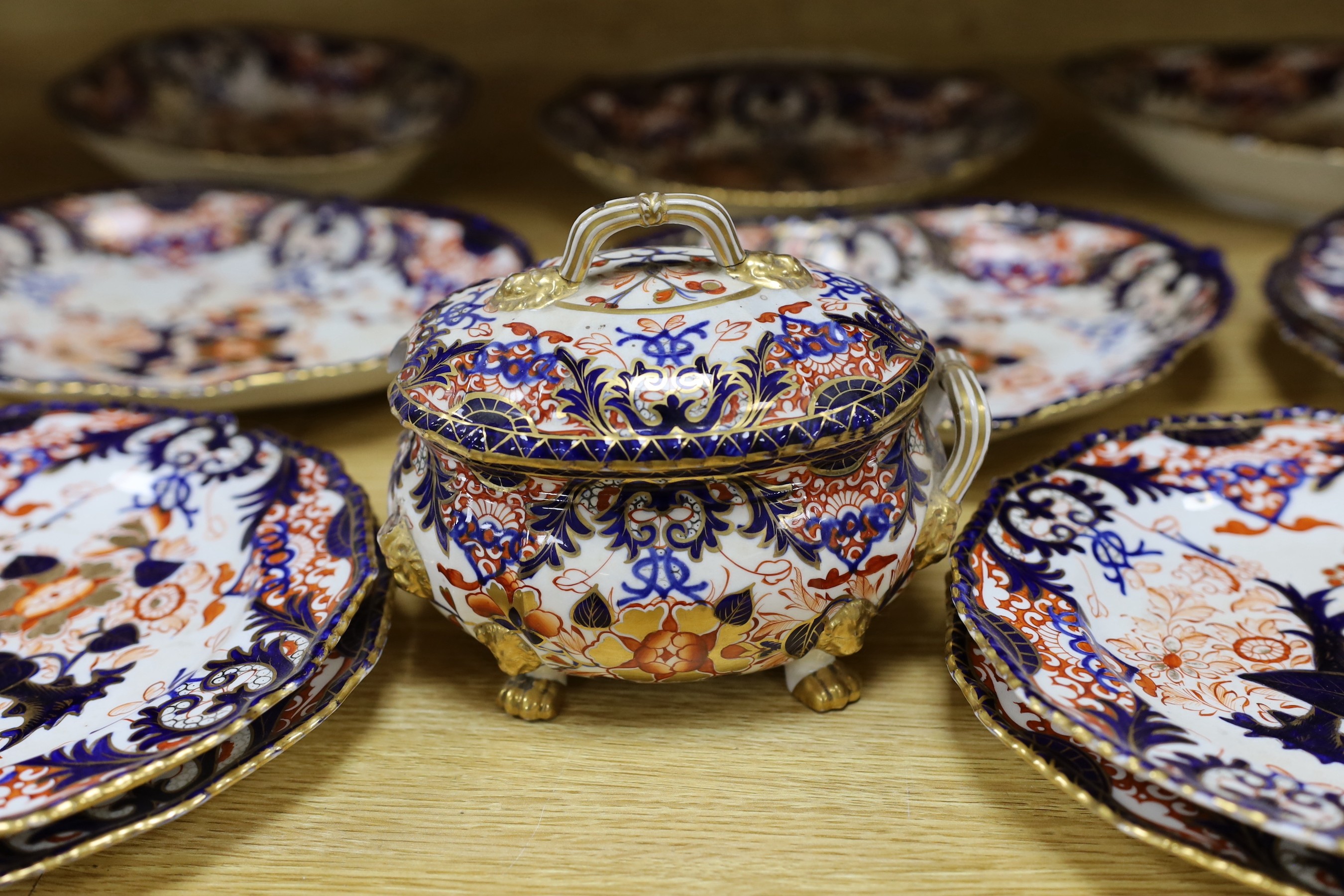 A 19th century Bloor Derby Imari pattern part dessert set, c.1840